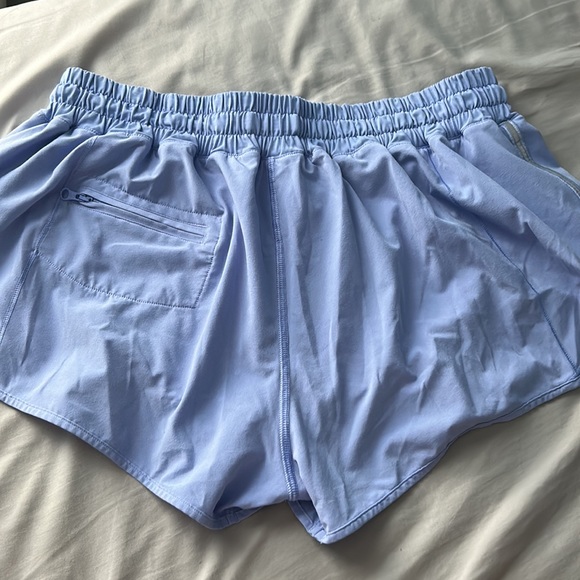 Lululemon low rise shorts - Picture 2 of 2